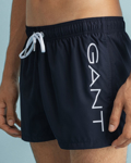 Bilde av GANT LIGHTWEIGHT LOGO SWIM SHORTS