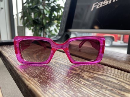 Bilde av OTRA LOUEY PINK SUNGLASSES PINK ONE SIZE DAME