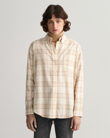 Bilde av GANT DAME D2. RELAXED CHECK FLANNEL SHIRT