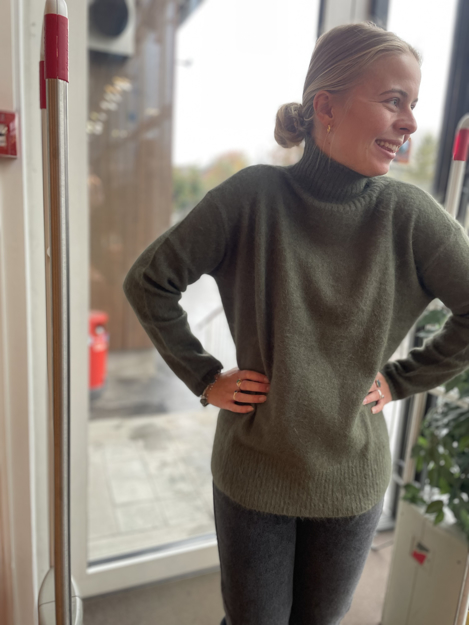 Bilde av ANEMONE MADELEINE PULLOVER