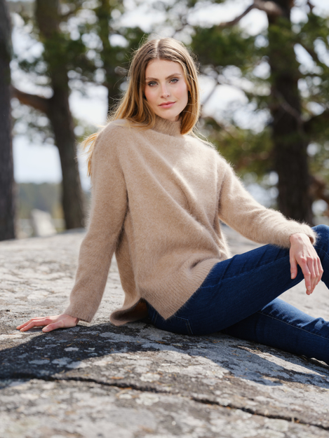 Bilde av ANEMONE REESE PULLOVER