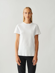 Bilde av JULIE JOSEPHINE AGNES T-SHIRT