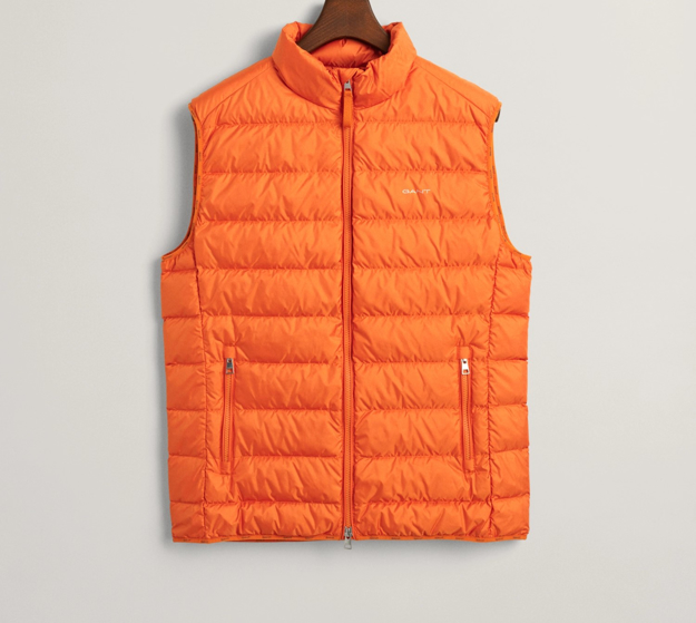 Bilde av GANT LIGHT DOWN VEST HERRE