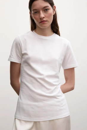Bilde av JULIE JOSEPHINE AGNES TEE