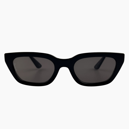Bilde av OTRA NOVE SUNGLASSES Black Smoke ONE SIZE DAME