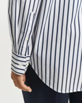 Bilde av GANT W REL CLASSIC POPLIN STRIPED SHIRT