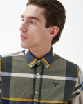Bilde av BARBOUR M ICELOCH TAILORED TARTAN SHIRT